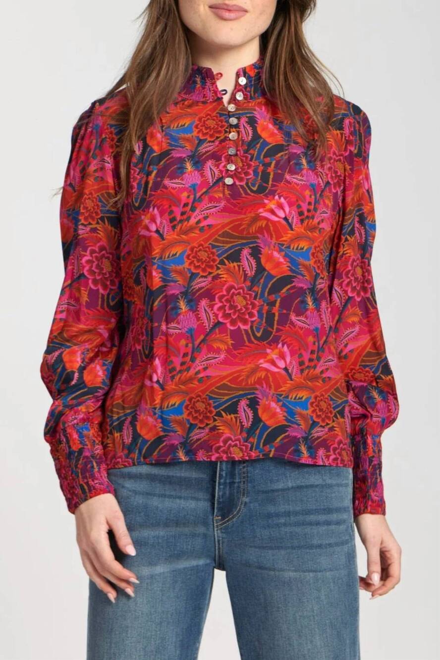 NEW APNY puff sleeve blouse with ruched detail in vintage tropical